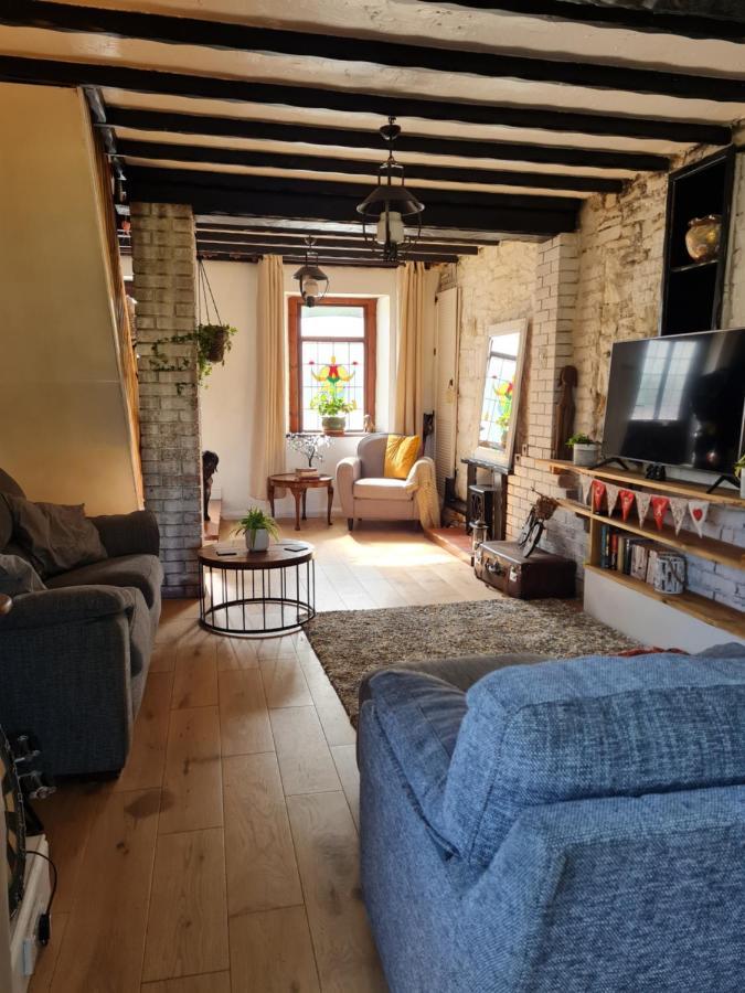 Old Road Cottage Pet Friendly Outdoors Beaches Neath Kültér fotó