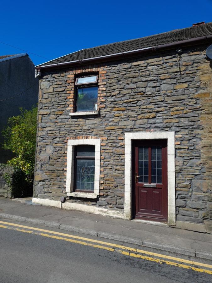 Old Road Cottage Pet Friendly Outdoors Beaches Neath Kültér fotó