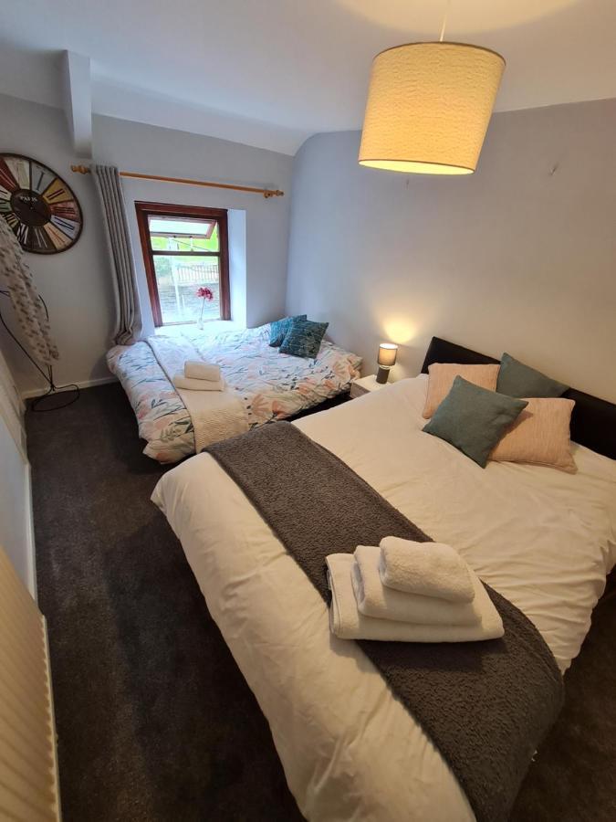 Old Road Cottage Pet Friendly Outdoors Beaches Neath Kültér fotó